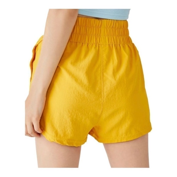 NWT Free People Movement Next Round Short Swaying Sunflowers - Picture 2 of 11